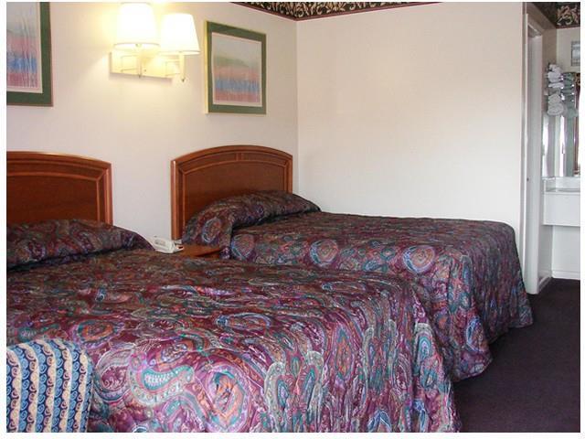 Passport Inn Perry Quarto foto